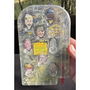 1973 Vintage RARE Steven Mfg Friendly Folk of Gruesome Mansion Pinball Game -T19